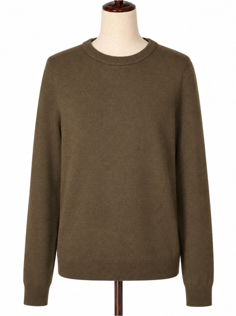 Lachlan soft olive green men's pullover crew neck sweater.  Comfy and refined. L